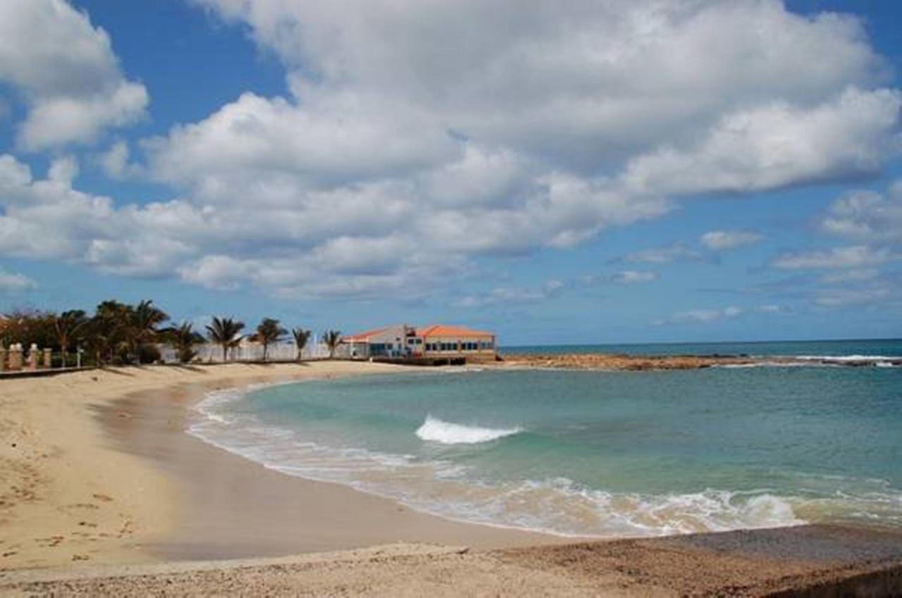 Hostels Holiday Cape Verde 산타 마리아 외부 사진